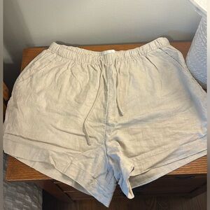 Abercrombie & Fitch Cream Athletic Shorts Lightweight Performance